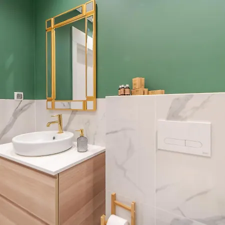 Blekit Na Fali - Miodowy Dom