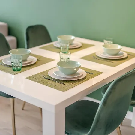 Blekit Na Fali - Miodowy Dom *