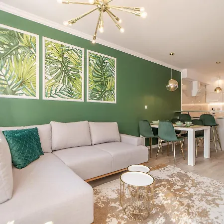 Blekit Na Fali - Miodowy Dom كولوبرزيغ